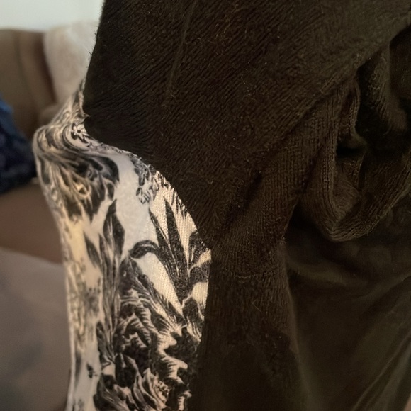 ANN TAYLOR Black & White Flower Print 3/4 Sleeve Cardigan Size Large - Picture 5 of 8